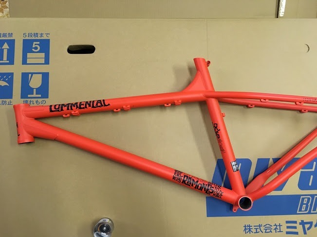 ☆新品未使用 COMMENCAL RAMONES コメンサル ラモーンズ クロモリ 26