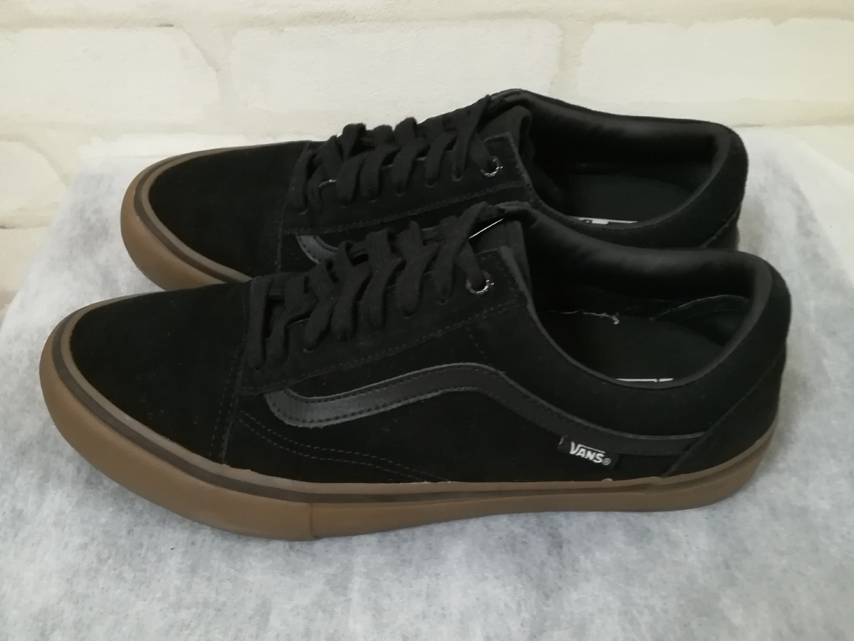 限定 カラー バンズ オールドスクール スニーカー Vans Old Skool Black Gum メンズ 黒 ブラック ガムソール 28 5 28 5cm 売買されたオークション情報 Yahooの商品情報をアーカイブ公開 オークファン Aucfan Com