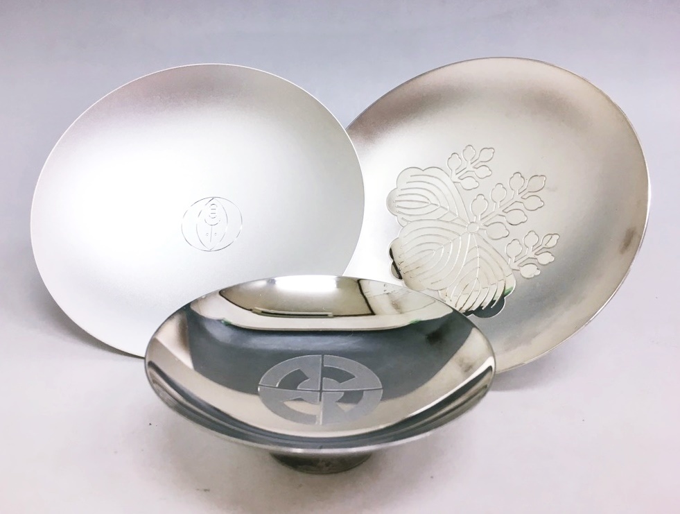 純銀　銀杯　約47.45g　銀盃 記念杯 記念品 酒器 刻印あり 純銀 盃 約65g 銀杯 記念杯 酒器 工芸品 純銀製盃総重量約65.4g 純銀