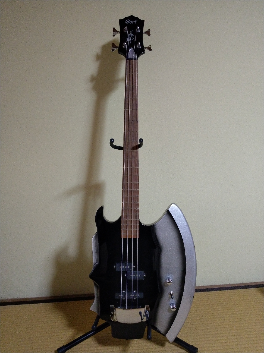 CORT Axe-2 斧型ギター KISS ジーンシモンズ Cort GS-AXE-2