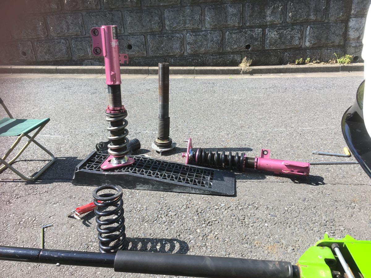 車高調 IDEAL ノア | ヴォクシー (トゥルーヴァ) 固着無し イデアル極 