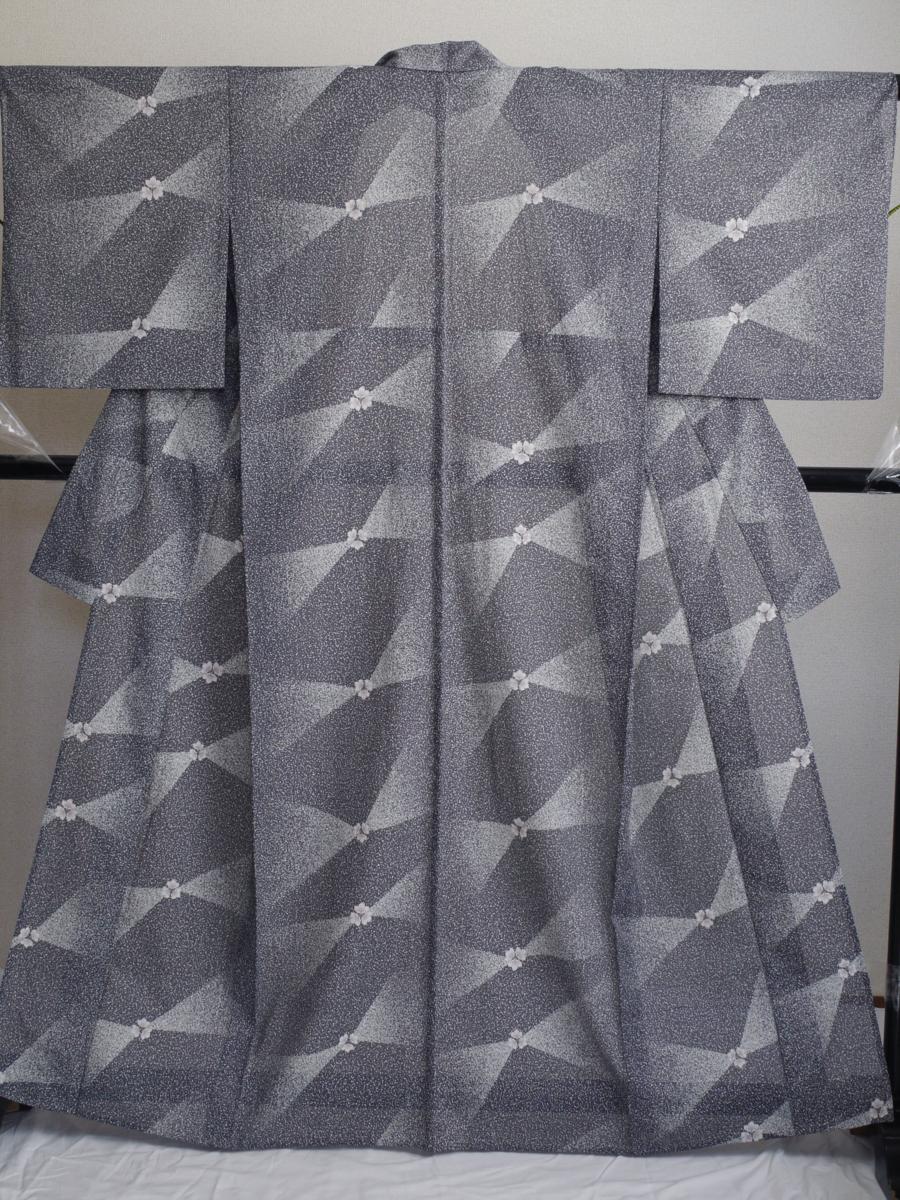 赤字超特価，驚きの破格値，HOT 《花小袖》夏着物 小紋 絽 洗える着物：撒き蝋風 濃いめグレー地に小花・164㎝