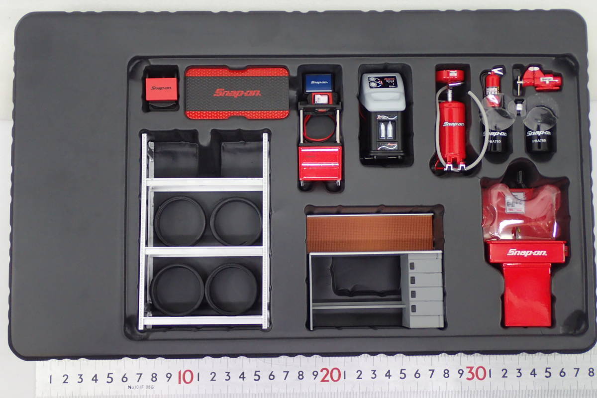 スナップオン ガレージ 1⁄18 Snap ショップ Snap-on garage - on Ser