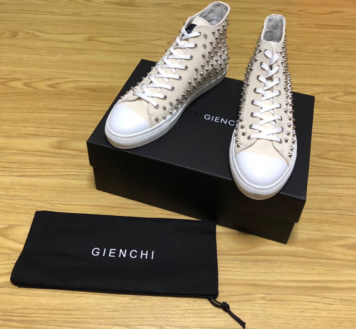 定価54000円 新品☆ METAL GIENCHI スタッズ ハイカットスニーカー 