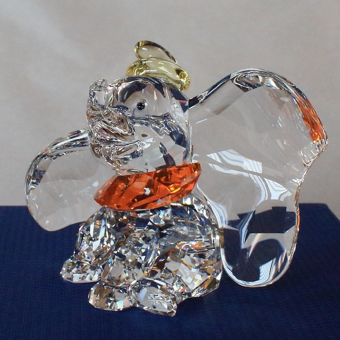 SWAROVSKI スワロフスキー ディズニー ダンボ クリスタル 置物 の入札
