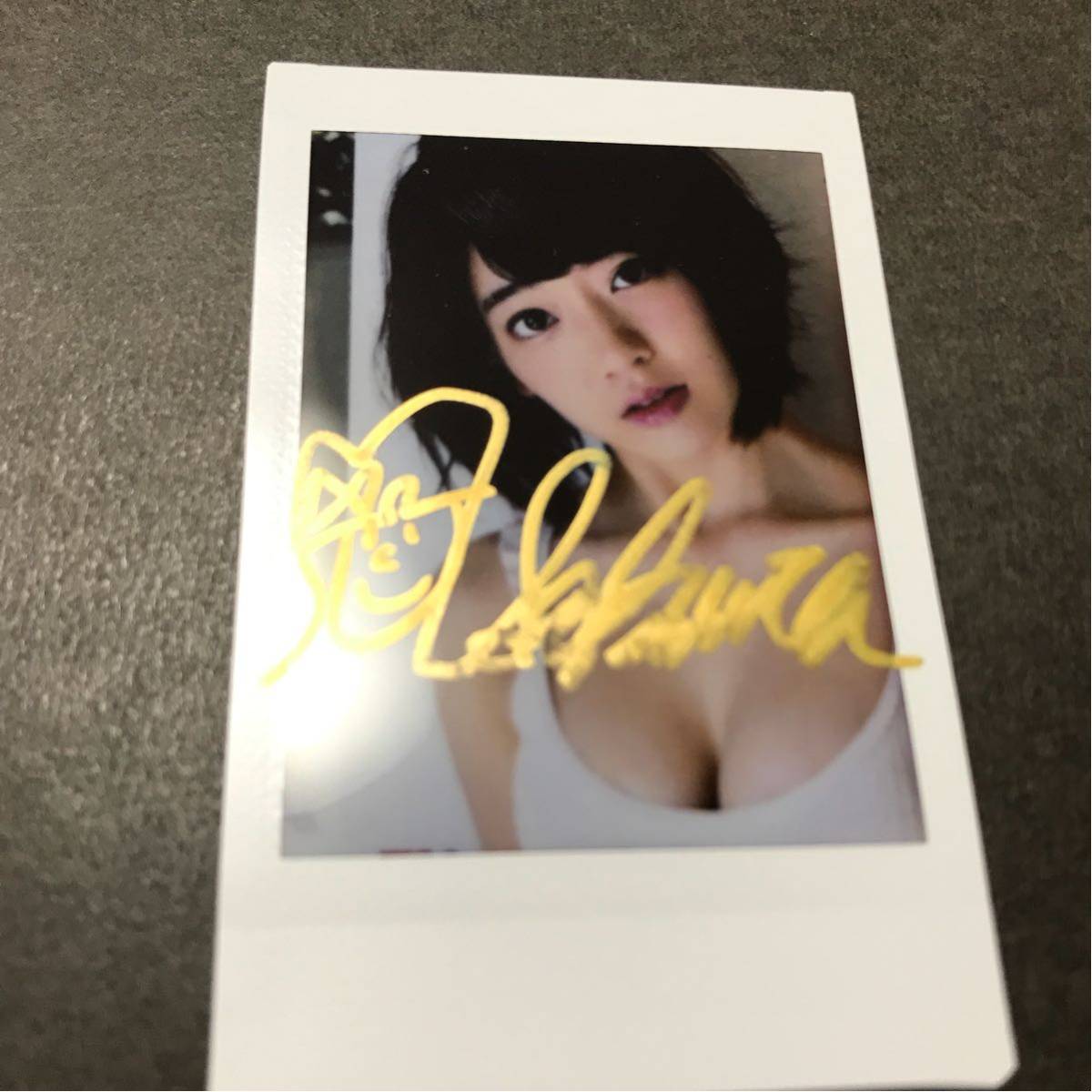 HKT48 宮脇咲良 直筆 サイン チェキ HKT48 宮脇咲良 直筆 サイン チェキ