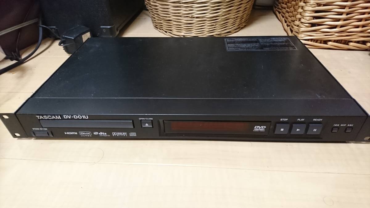 TASCAM 業務用DVDプレイヤータスカム TASCAM DV-D01U 動作品 DVD