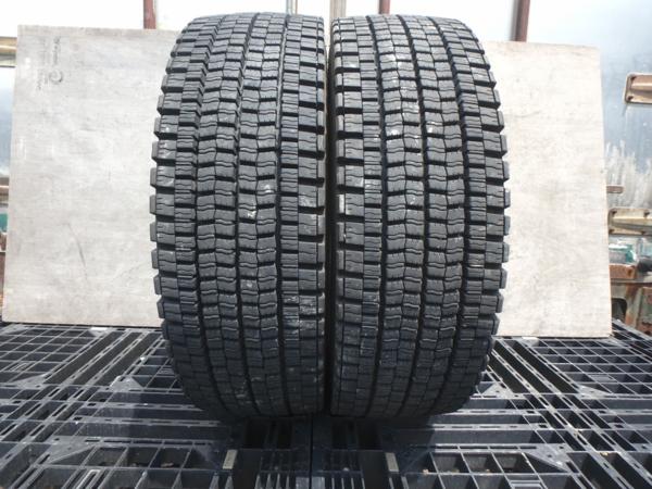 T578《215/70R17.5 123/121》ダンロップ SP001 スタッドレス 2本 バリ溝