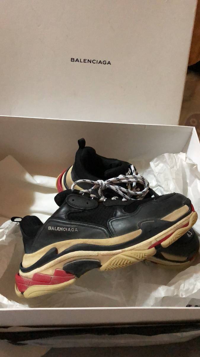 人気，最新作 バレンシアガ BALENCIAGA Triple S トリプルS スニーカー ブラック&times;レッド 43(男性用)｜売買されたオークション情報、yahooの商品情報をアーカイブ公開 - オークファン 男性用