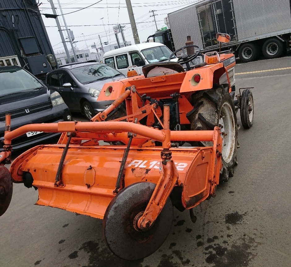 宮城県発 クボタ トラクター L2002 2WD ディーゼル 始動OK 中古 売切