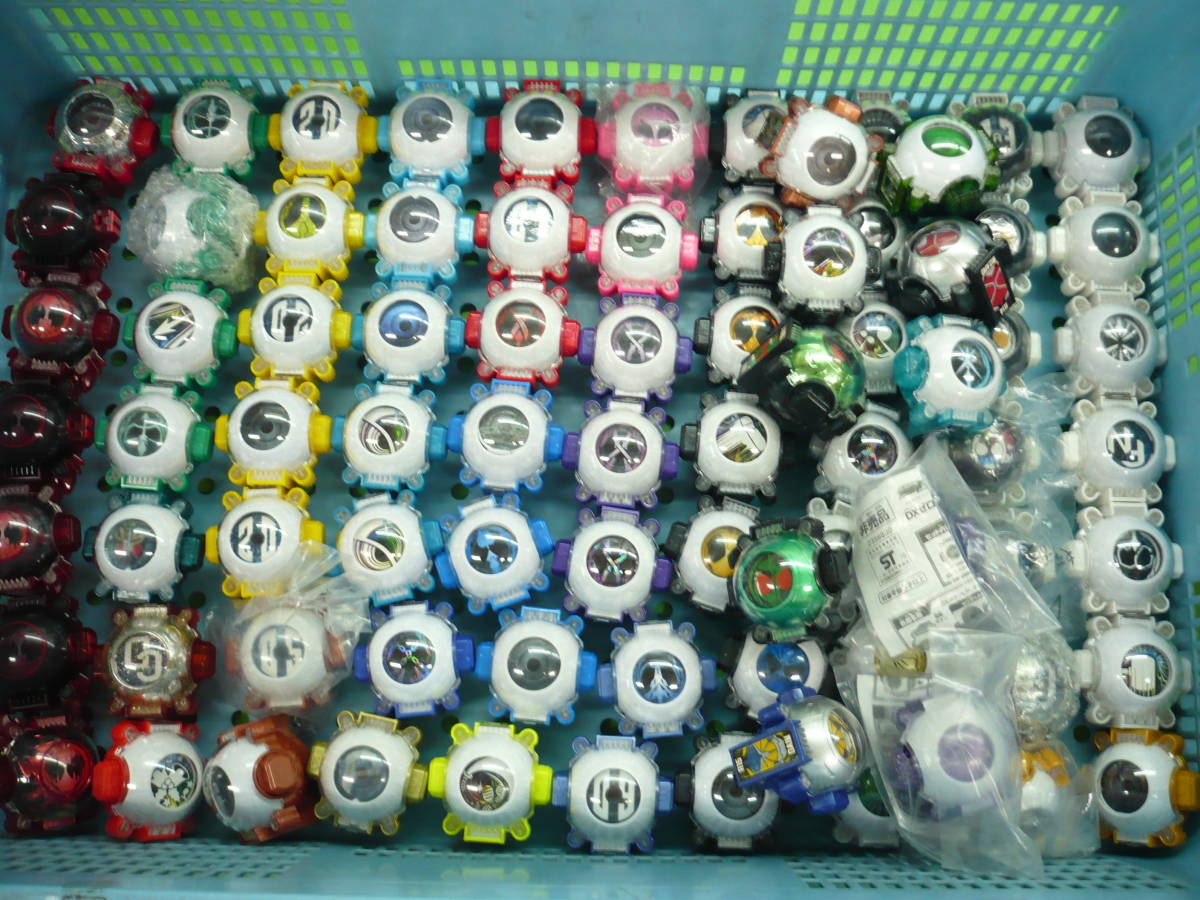 仮面ライダーゴースト 抽選販売レジェンドライダーゴーストアイコン 