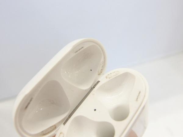 ヘッドホン APPLE MMEF2J/A Apple MMEF2J⁄A AirPods ワイヤレス AirPods（エアーポッズ） アップル