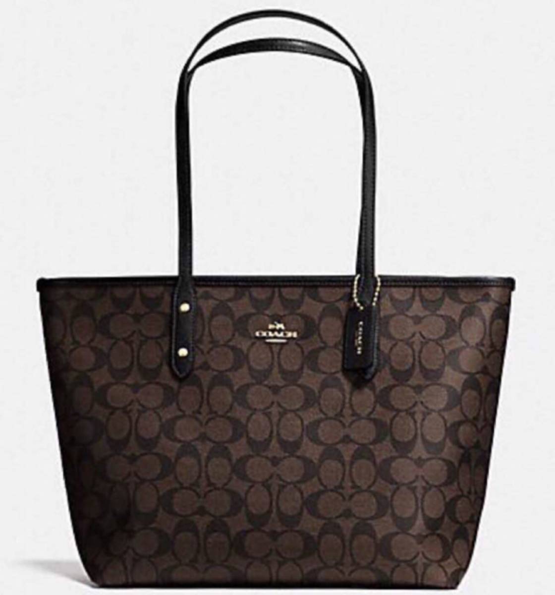 コーチ ブティックライン コーチで一番人気の高いシグネチャーのトート