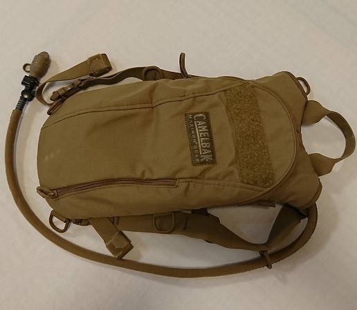  米軍 ＣＡＭＥＬＢＡＫ ＭＡＸＩＭＵＭ ＧＥＡＲ コヨーテ ３Ｌ(その他)｜売買されたオークション情報、yahooの商品情報をアーカイブ公開 - オークファン その他