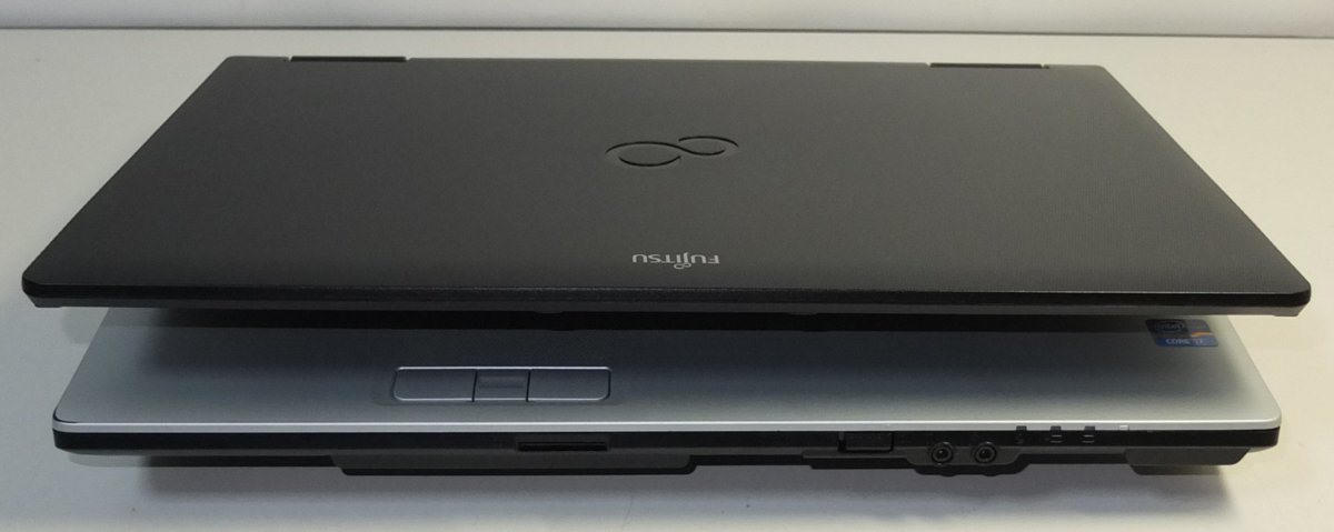 富士通 LIFEBOOK FMV ノートPC A512⁄FW、A572⁄FW、E742⁄FW i7 16.0