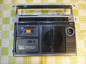 レトロ ラジカセ 東芝のYahoo!オークション(旧ヤフオク!)の相場・価格
