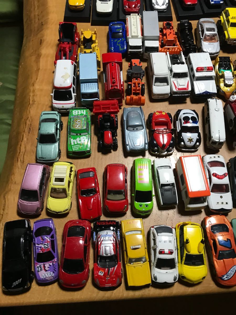 トミカ等ミニカー146台 ジャンク トミカ まとめ売り ミニカー 価格比較 