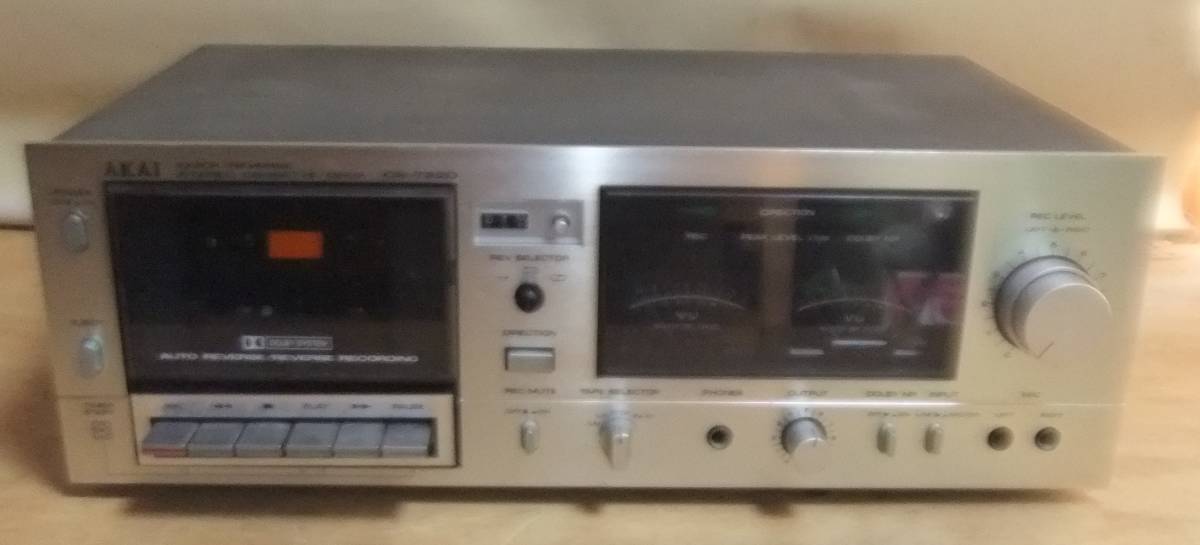 オーディオ機器 アカイ CS-732D カセットデッキ 通電のみ