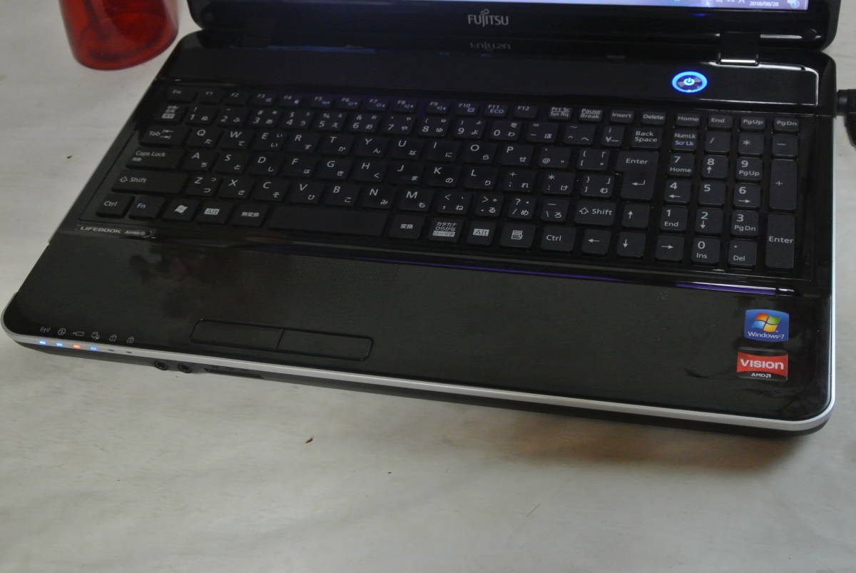最新Windows 10 美品 FUJITSU AH40/D メモリ4G/640GB Office2013/無線 