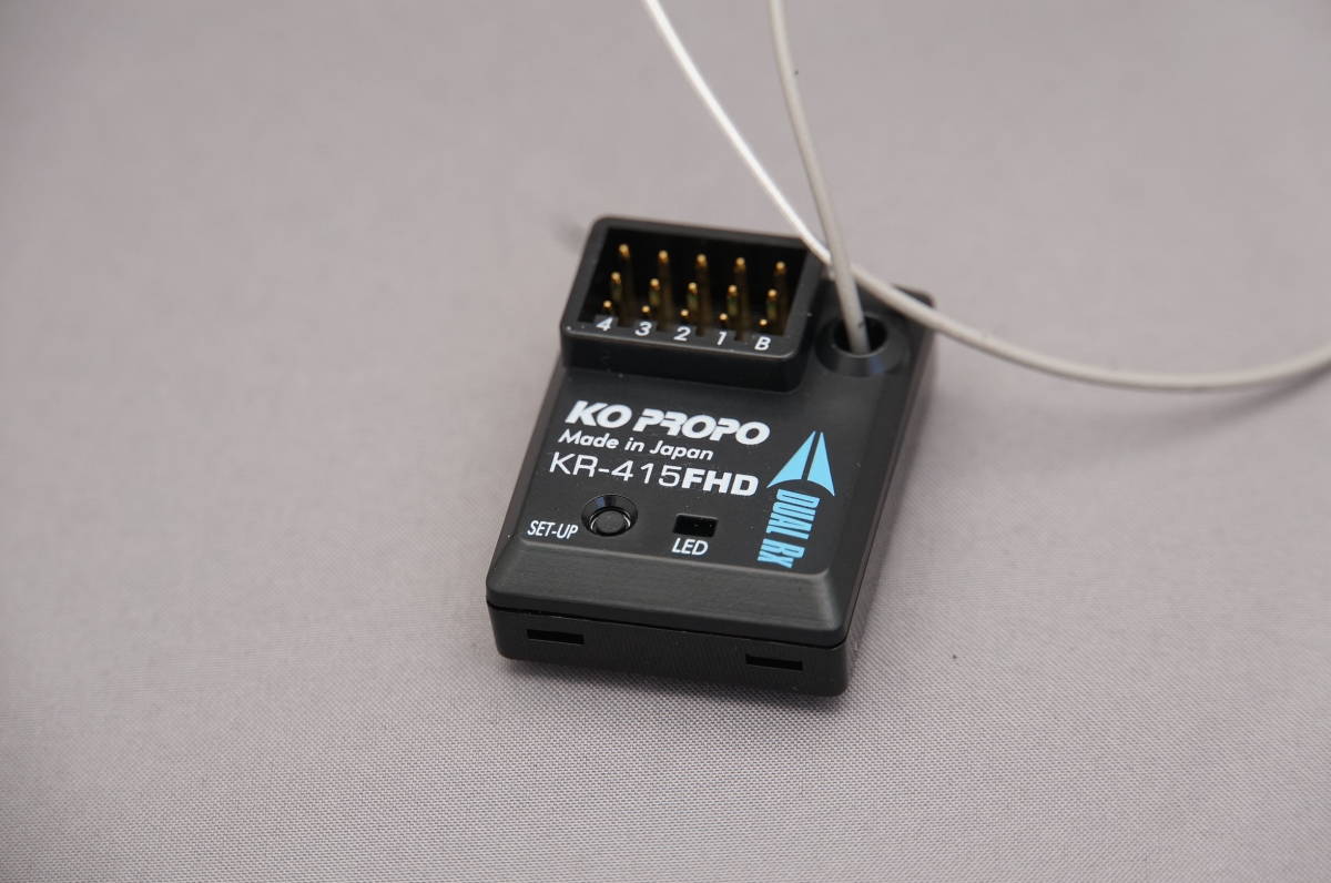 ★KO　受信機　KR-415FHDショートアンテナ　中古