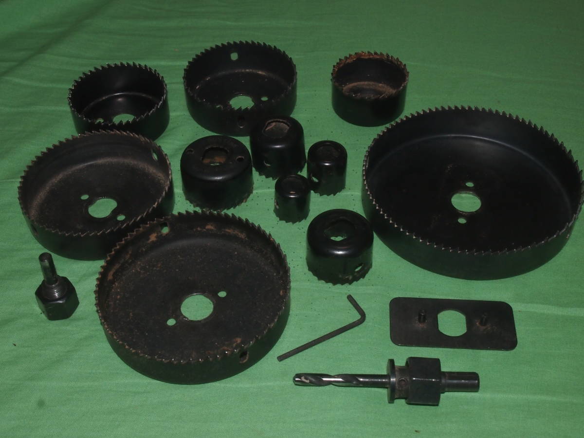 スピーカー用木工ホールソー１１個セット 127mm 102mm 89mm 76mm 64mm 51mm 44mm 38mm 35mm 25mm 19mm スペーサー付 