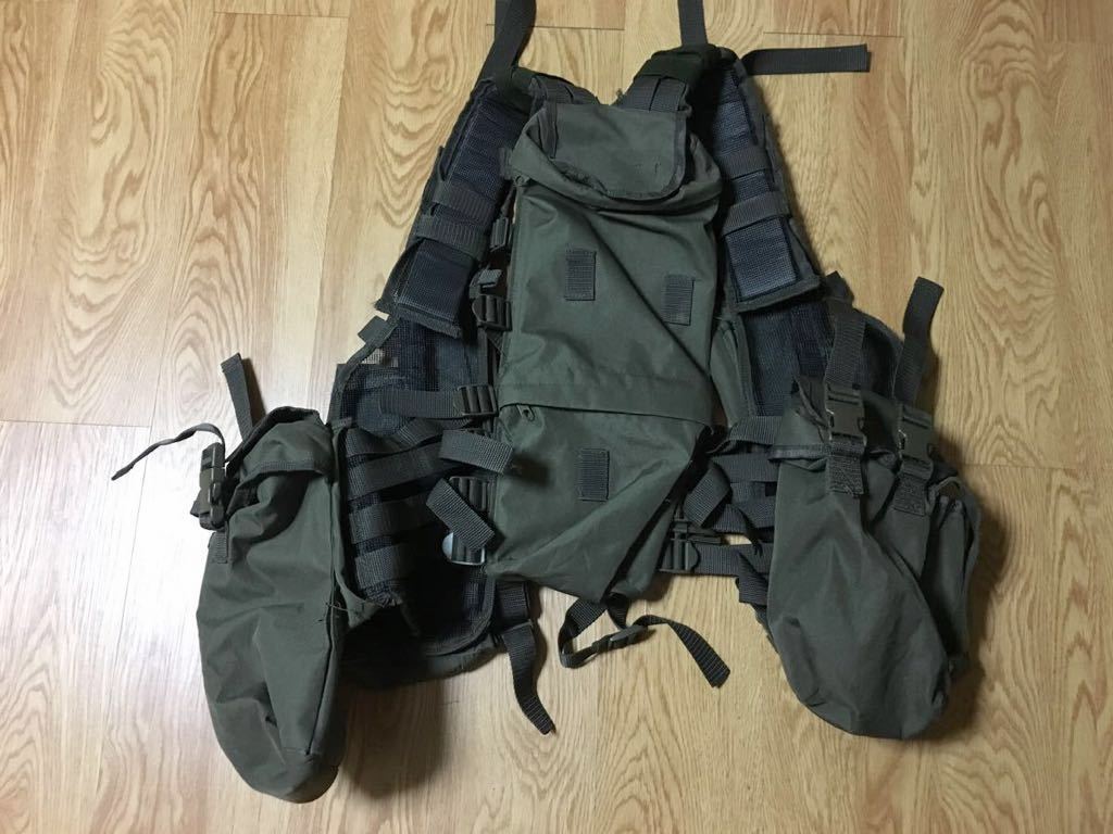 ドイツ軍 南アフリカ軍 ロードベアリングベスト P Mil Tec 弾帯 売買されたオークション情報 Yahooの商品情報をアーカイブ公開 オークファン Aucfan Com