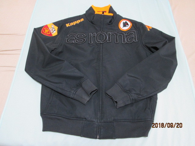 ☆　美品　KAPPA製　ジャンパー　ワッペン　暖かい　Mサイズ ☆