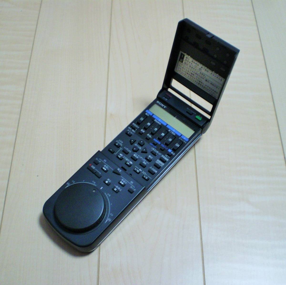 ☆程度良好☆整備済み動作品☆SONY Hi-8ビデオ 最高峰 EV-BS3000 「高音質高画質」搭載機☆ hi8 SONY 動作確認済◇EV-BH10◇高画質Hi8小型高級機☆状態良好 8mmと 専門店の保証付き！整備済み品 (VideoHi8