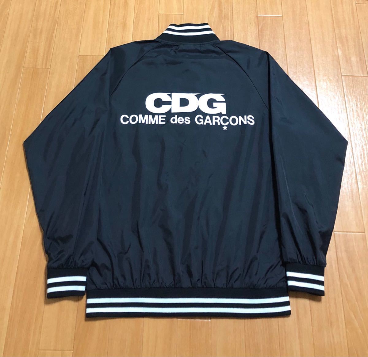 コムデギャルソン スタジャン CDG good design shop ロゴプリント 