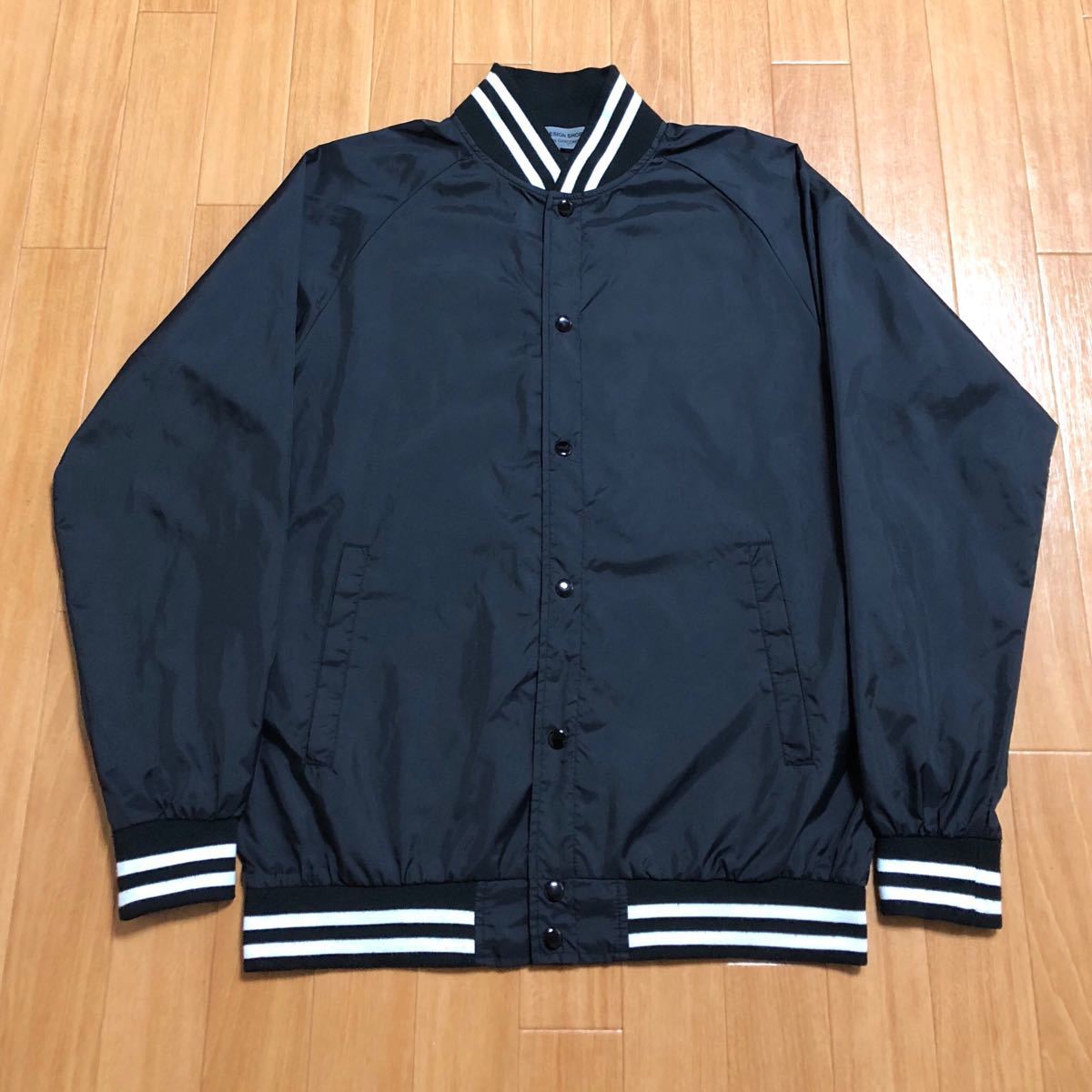コムデギャルソン スタジャン CDG good design shop ロゴプリント 