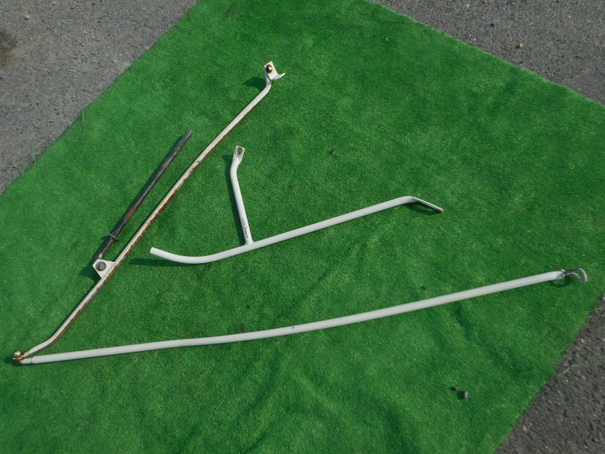 72 ．イセキコンバイン フロンティア13(HA13) 分草かん左右セット 中古 