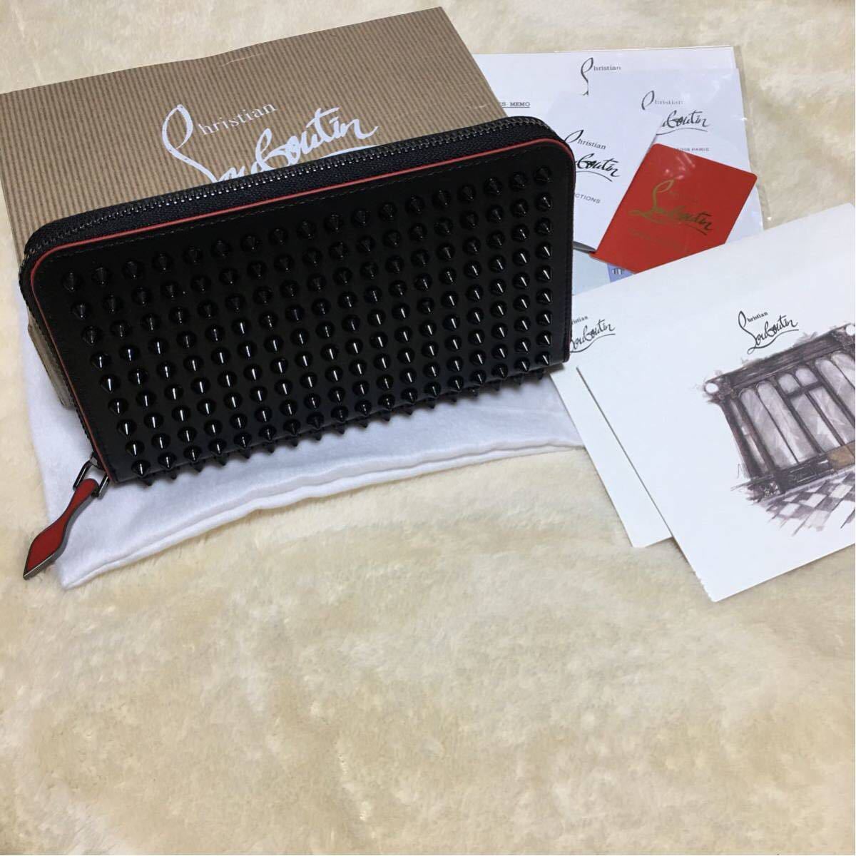クリスチャン ルブタン ブラック スタッズ 赤ライン 長財布 63 【公式