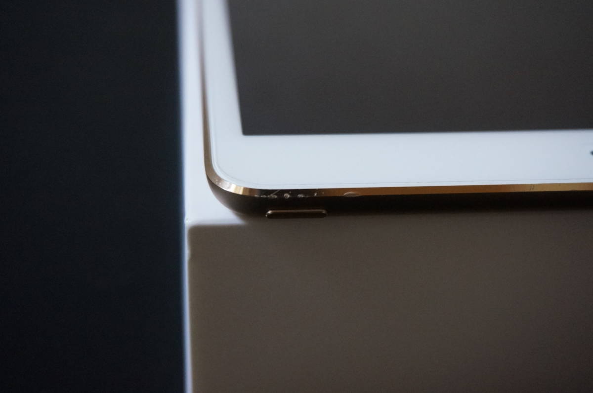 Apple iPad mini 3 128GB ゴールド 本体 初期化済み ☆Apple☆iPad mini3 Wi-Fiモデル 16GB ゴールド☆展示デモ機☆MGYE2J