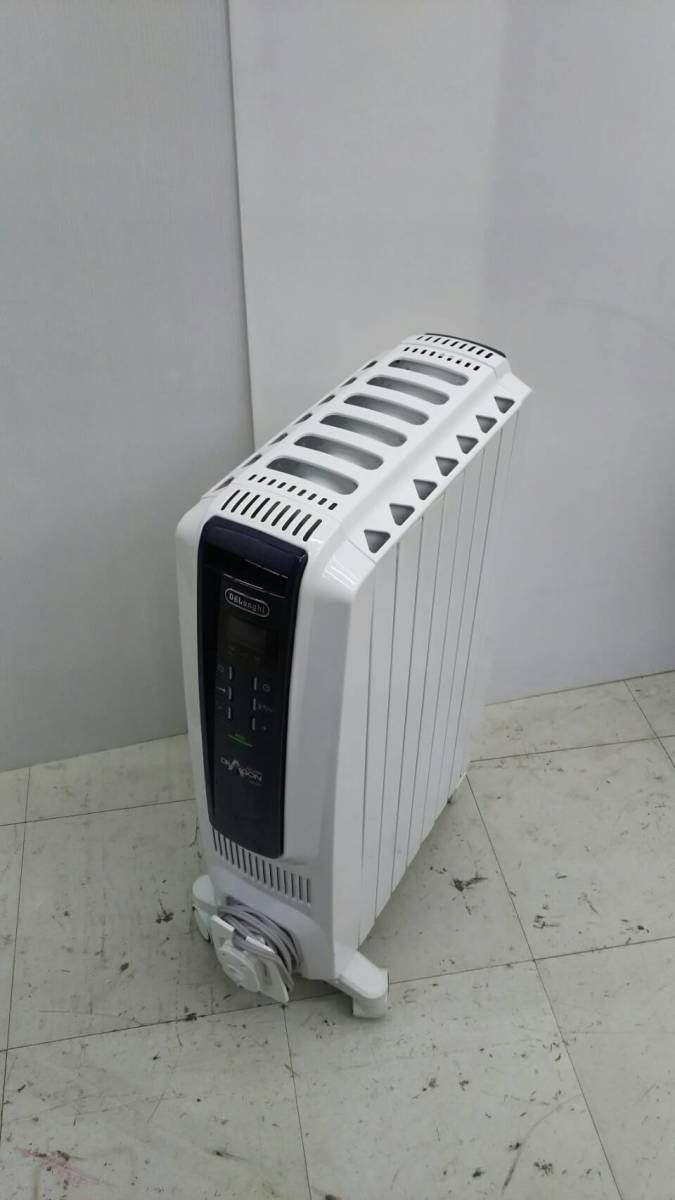 h8214. デロンギ オイルヒーター QSD0712-MB オイルヒーター 冷暖房