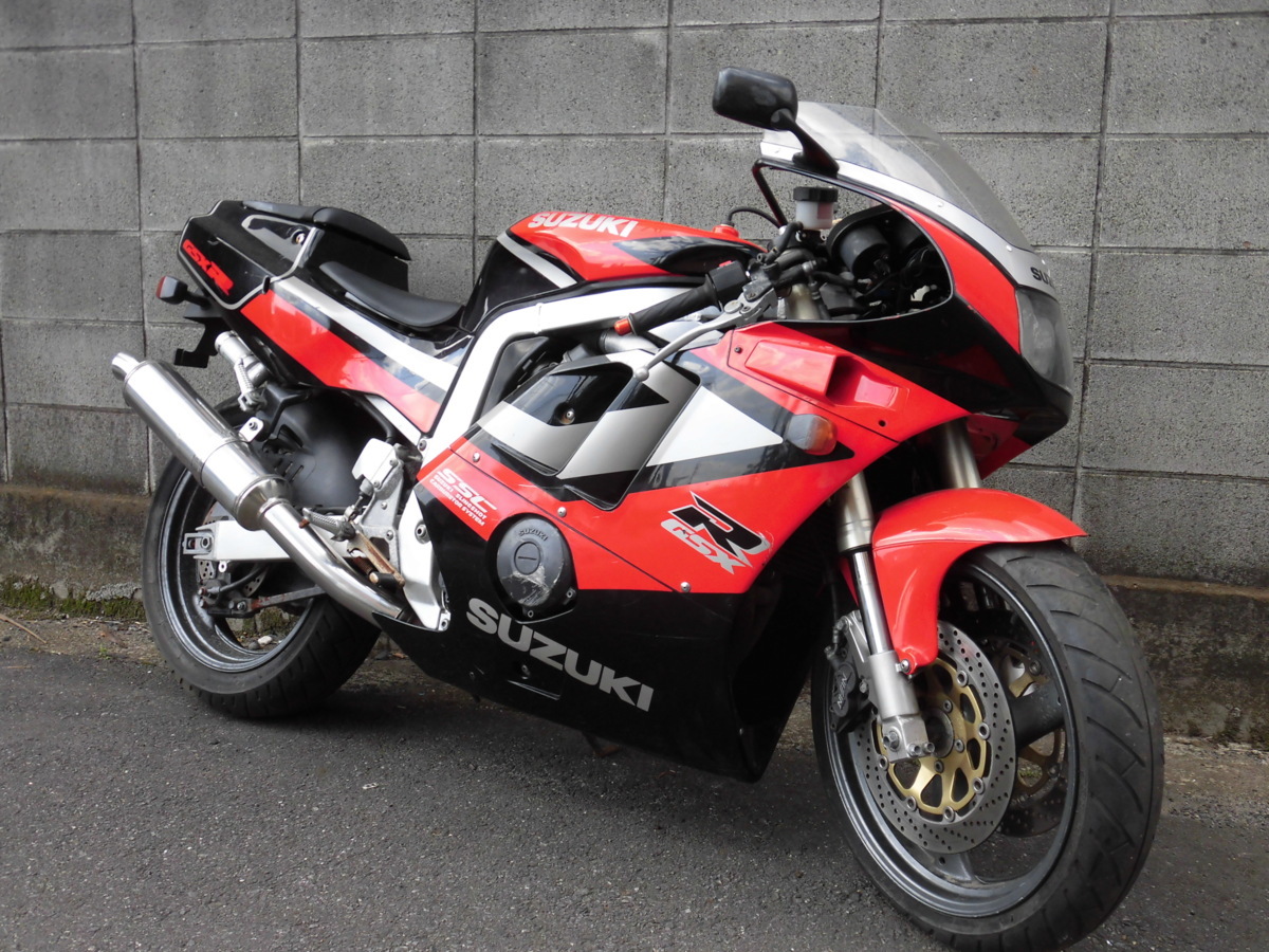 送料込 SUZUKI GSX-R400R GK76A リアカウル スズキ GSX-R400R☆GK76A☆アンダーカウル☆30S43 【公式通販】