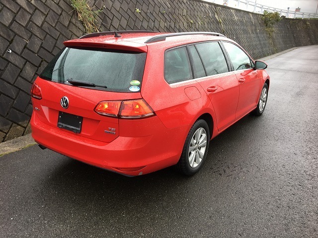 VW026 AU ゴルフ7 ヴァリアント BMT 純正 右テールランプ ◇外側/5G9