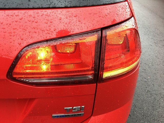 VW026 AU ゴルフ7 ヴァリアント BMT 純正 右テールランプ ◇外側/5G9
