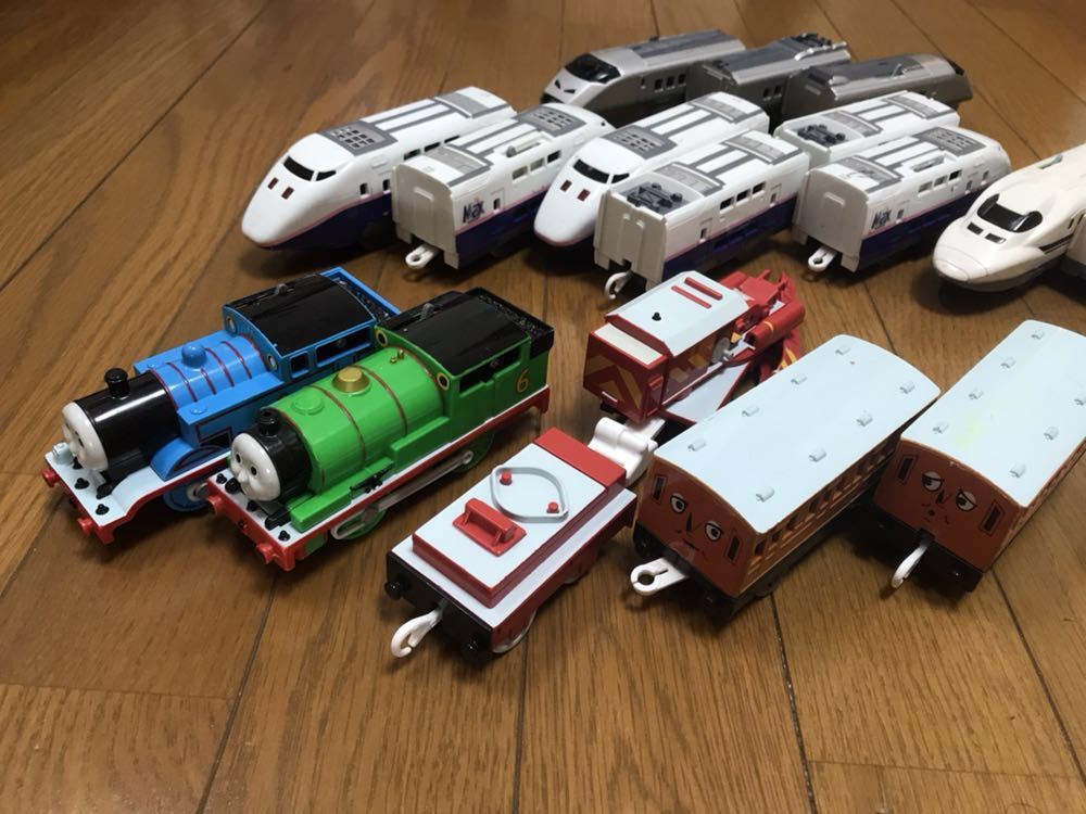 ドクターイエローグリーンライン含プラレールまとめて車両 ジャンク_1