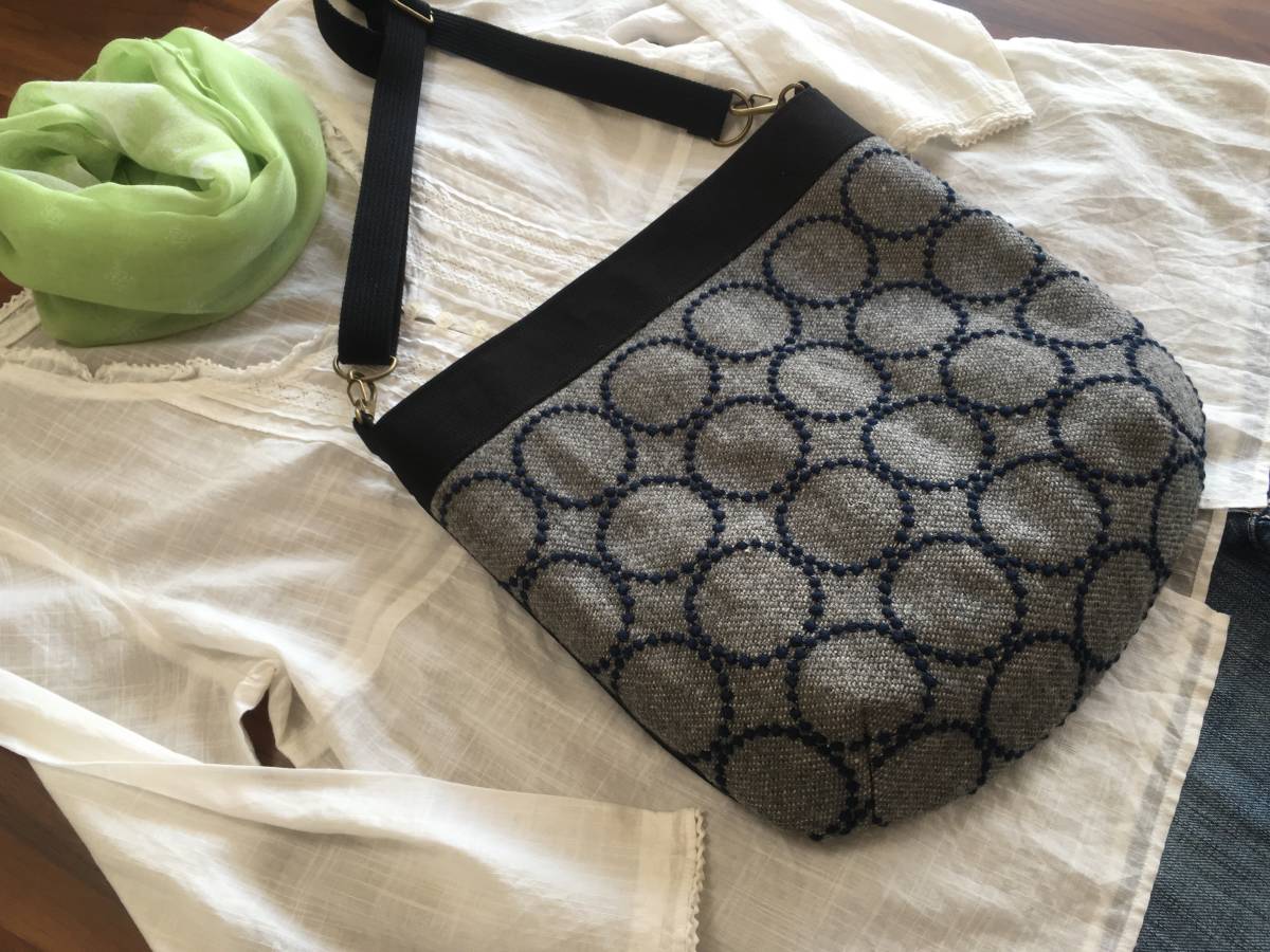 ミナペルホネン ハンドメイド ショルダーバッグ thoroughbred