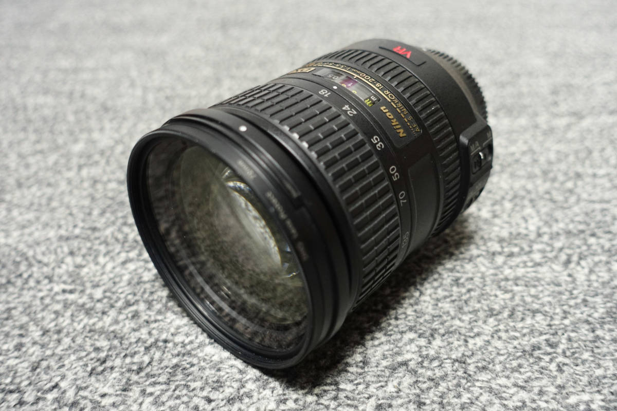 Nikon 18-200mm VR AF-S DX ED f⁄3.5-5.6G NIKKOR II Lens