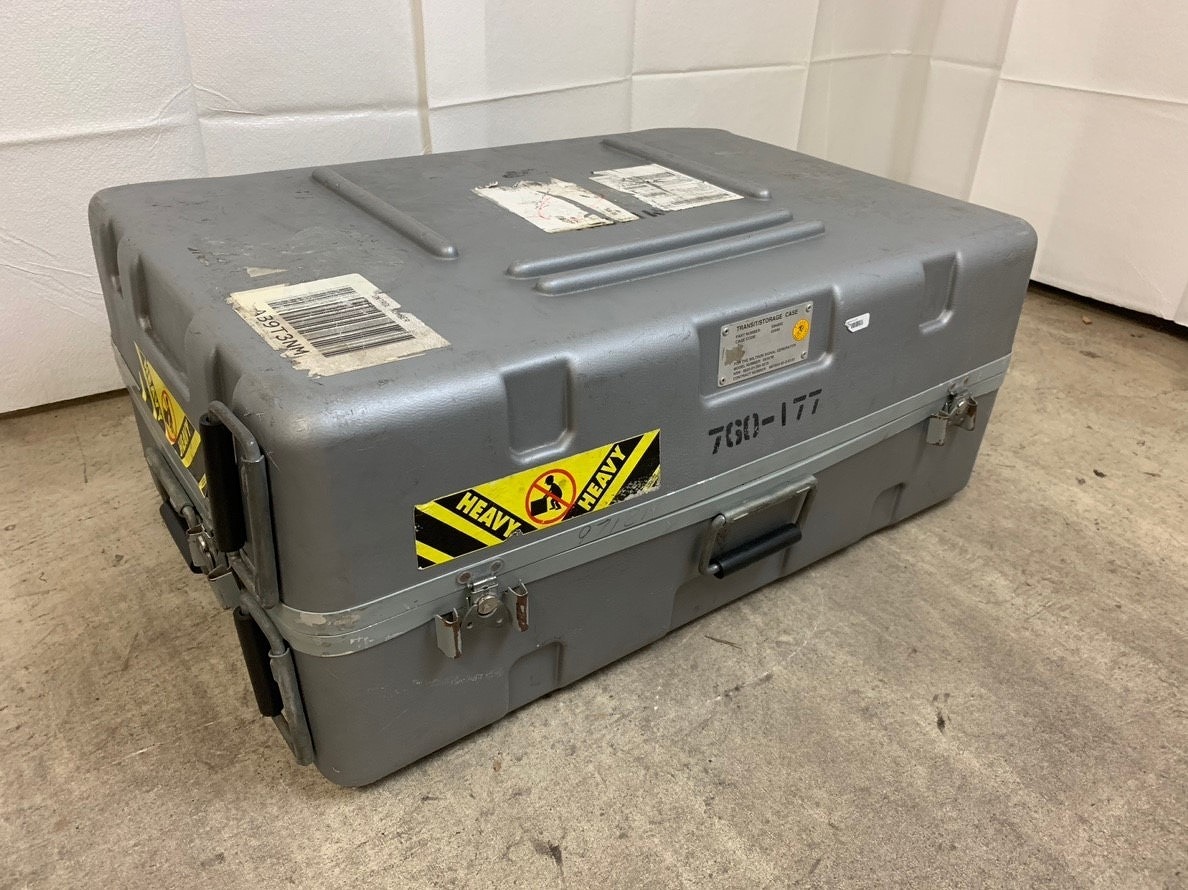 米軍放出品】ハードケース 道具箱 ボックス キャスター付き W80×H35×D55cm
