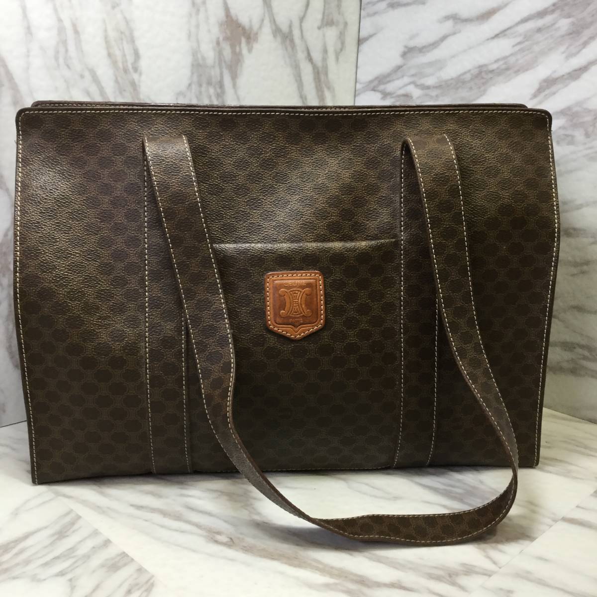 格安，新品 CELINE | セリーヌ マカダム柄 トートバッグ 綺麗め(トートバッグ)｜売買されたオークション情報、yahooの商品情報をアーカイブ公開 - オークファン かばん、バッグ