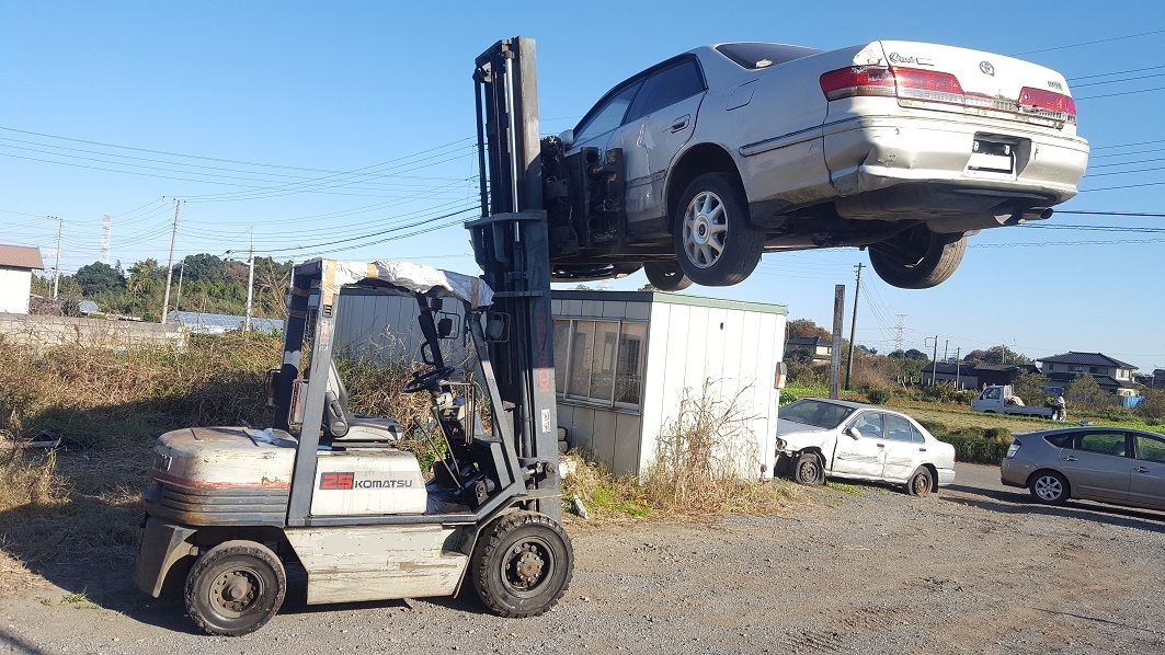 お買い得，HOT ＫＯＭＡＴＳＵ コマツ フォークリフト 4本レバー ノーパンクタイヤ(建設機械、重機)｜売買されたオークション情報、yahooの商品情報をアーカイブ公開 - オークファン 建設機械、重機