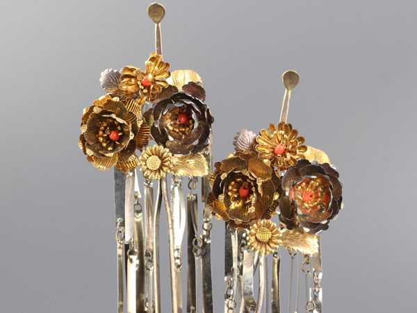 【最安値，お得】 流 装飾美術品 びらびら簪一対 IZ277(かんざし)｜売買されたオークション情報、yahooの商品情報をアーカイブ公開 - オークファン かんざし