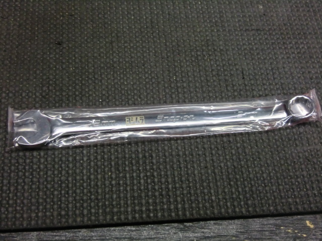 ヨシムラ　油冷プレミアムBOX　バンディット1200ファイナルエディション　サイクロン＋エンジンカバーセット　デッドストック　未使用新品 バンディット1200S ヨシムラ バンディット1200 〜 魔性の油冷サウンド Japan