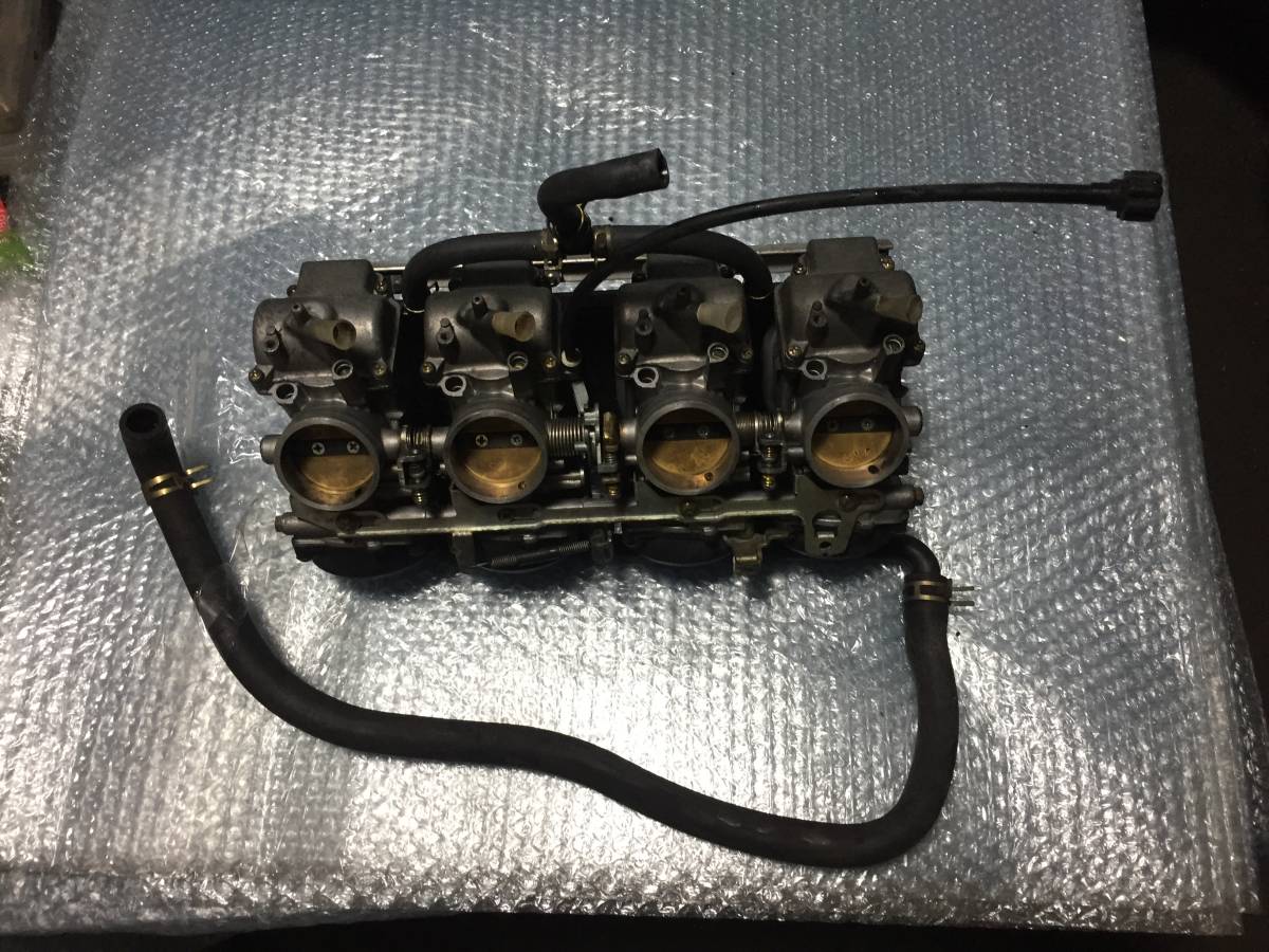 クッション ZZR1100 ZXT10D-039～ キャブレター 17553 【公式通販】