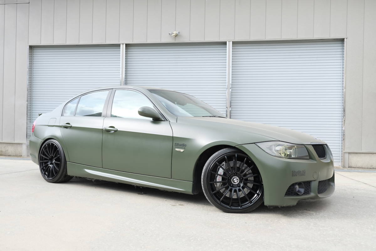BMW 323i E90 - ALLZU パーツを販売する 3シリーズ 3シリーズE90,E91 