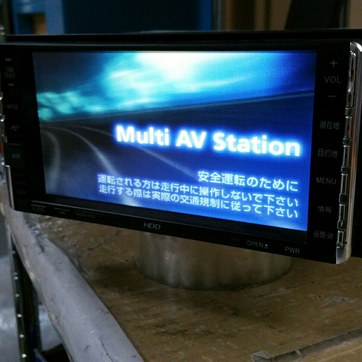 中古 Panasonic パナソニック GORILLA CN-GL705D SSDナビ ポータブル 7