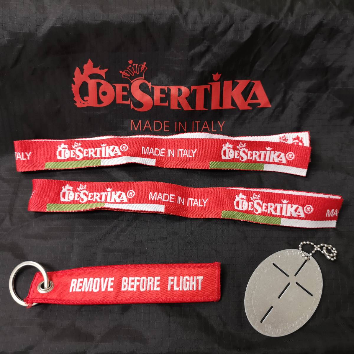 DESERTIKA　デザルティカ　ショルダーバッグ　【中古】　パラシュート生地使用　オロビアンコ姉妹品　