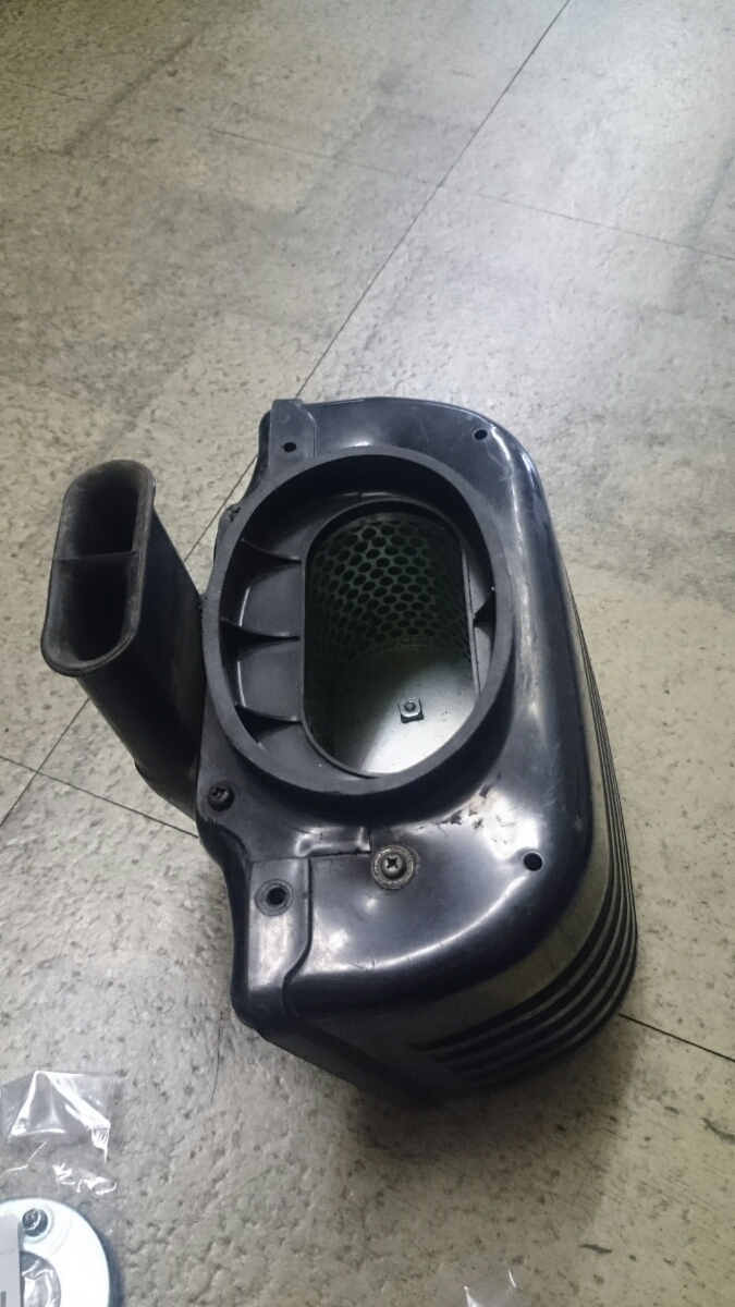 スズキ GT380 エアクリーナーBOX セット 中古